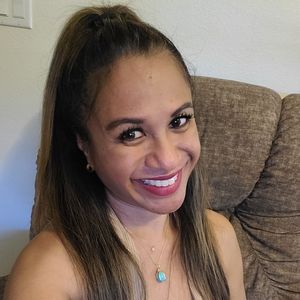 Meet your Posher, Eliza